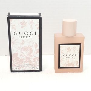Gucci Bloom Women's Perfume 1.6 oz / 50ml Eau de Parfum Spray Floral Fragrance